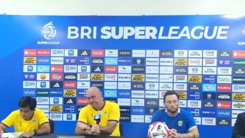 Waspada Singo Edan! Bojan Hodak Pastikan Persib Siap Tempur, GBLA Jadi Benteng Terakhir