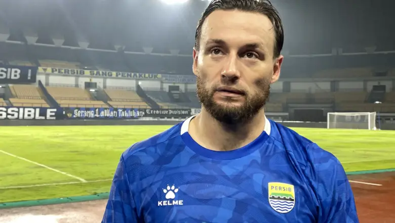 Marc Klok Kirim Sinyal Keras! Persib Tak Mau Terpeleset Lagi, Kemenangan Jadi Harga Mati di GBL