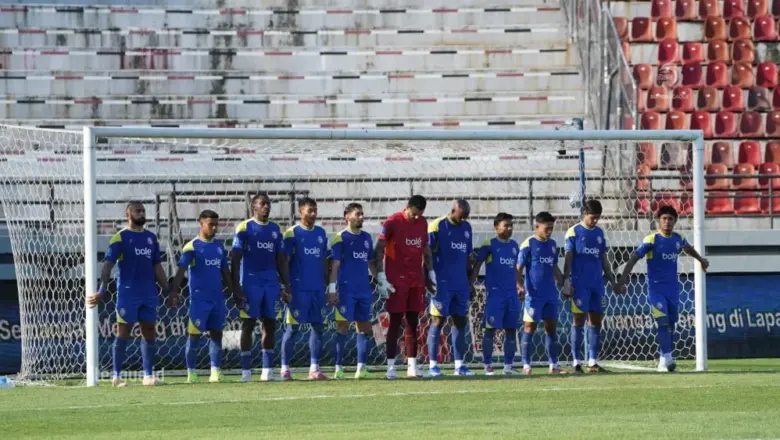 Arema FC Evaluasi Diri Pasca Derbi Jatim: Seruan untuk Kebangkitan