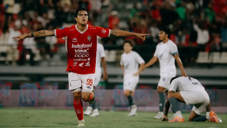 Bali United Torehkan Hattrick Kemenangan, Johnny Jansen Semringah