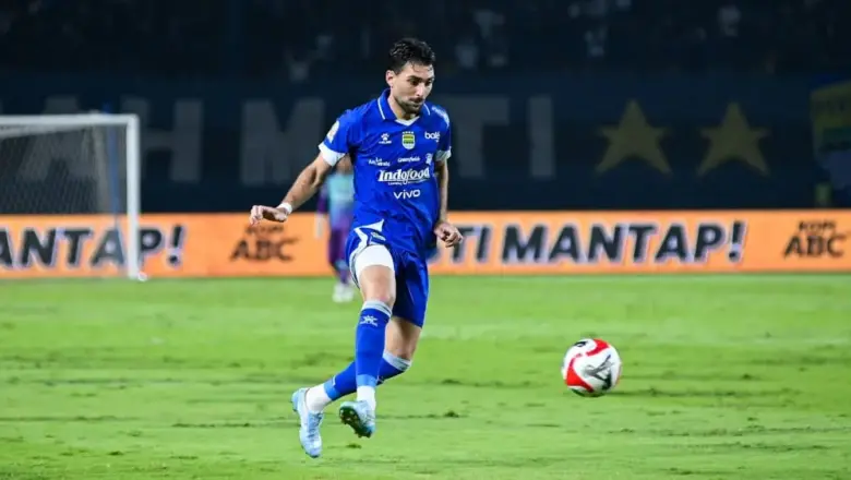 Bek Persib Tegaskan Perebutan Gelar Juara Tetap Terbuka