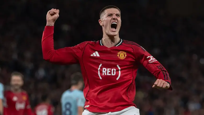 Benjamin Sesko Bersinar di Old Trafford, Carrick Beri Pujian