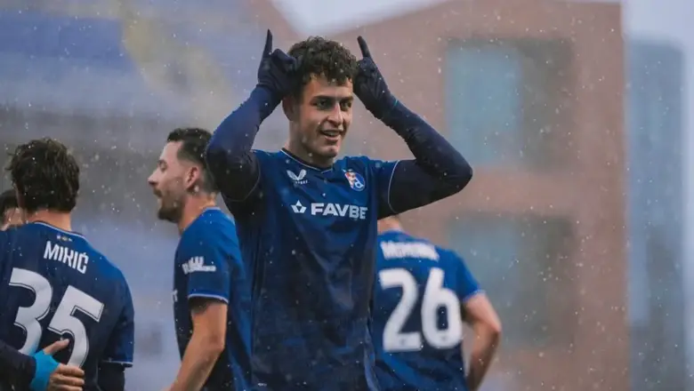 Cari Pengganti Gila, Lazio menargetkan Defender Dinamo Zagreb