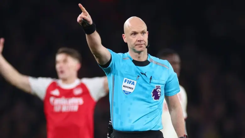 Dukungan Klub Anthony Taylor Saat Pimpin Man City vs Arsenal