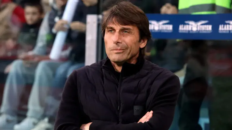 Kekalahan 0-2 dari Lazio, Masa Depan Conte di Napoli Terancam