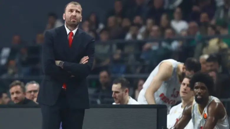 Manuchar Markoishvili Kantongi Cara Mengalahkan Olympiacos
