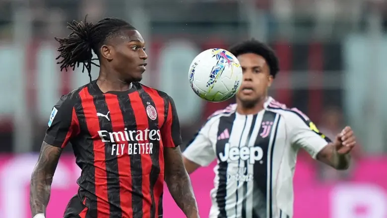 Rafael Leao Kembali Dapat Sorakan, Max Allegri Langsung Pasang Badan