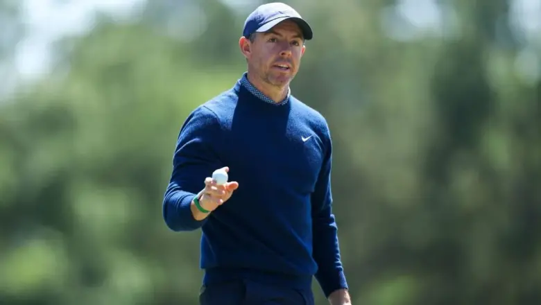 Rory McIlroy Buka Masters dengan Solid, Berbagi Puncak dengan Sam Burns