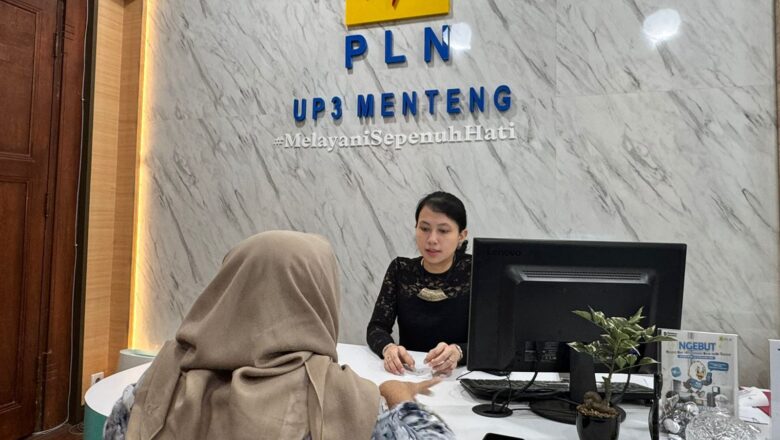 Kartini Energi: Srikandi PLN Layani Langsung Pelanggan