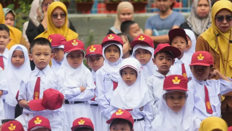 SPMB Dimulai 4 Mei, Wali Kota Terapkan Aturan Maksimal Dua Sif