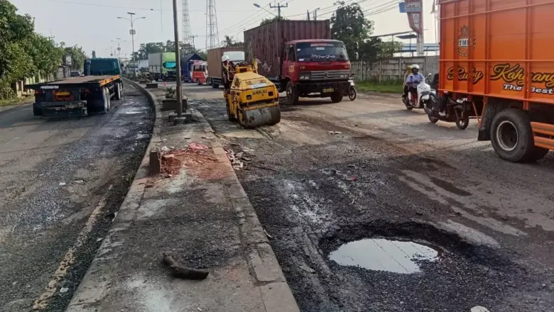 DPRD Jabar: Jalan Rusak Tak Selesai dengan Jalan Berbayar