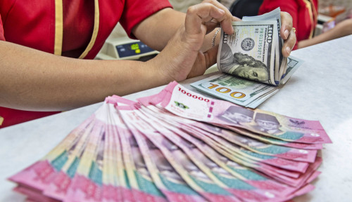 Rupiah Diproyeksi Tembus Rp18.000 per Dolar AS di Pekan Depan