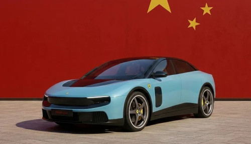 Saham Anjlok 8 Persen! Mobil Listrik Pertama Ferrari Rp10 Miliar Malah Diejek Mirip Nissan Leaf