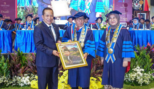 Menkop Ajak Lulusan Universitas Trilogi Agar Jadi Motor Penggerak KDKMP
