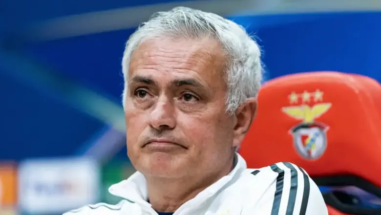 Harga Mourinho Naik Dua Kali Lipat Setelah Klausul Berakhir