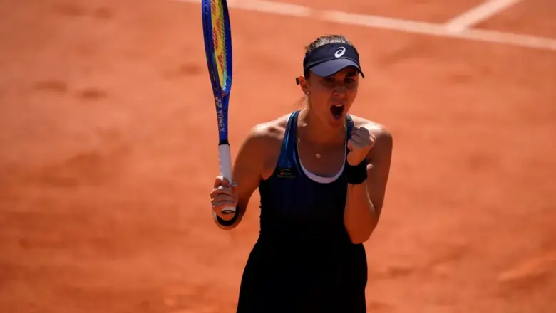 Belinda Bencic Bantai Catherine McNally Di Paris