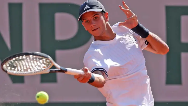 Rafael Jodar Eleminasi James Duckworth Dari Paris