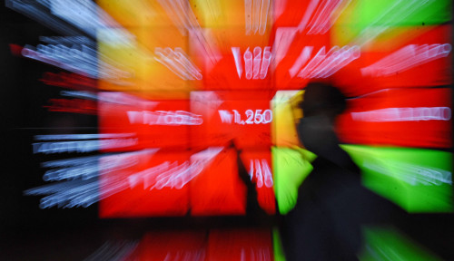 IHSG Dibuka Melemah ke 6.955, Tekanan Jual Masih Berlanjut