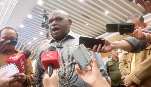Natalius Pigai Minta Pelaku Jangan Dieksekusi di Tempat