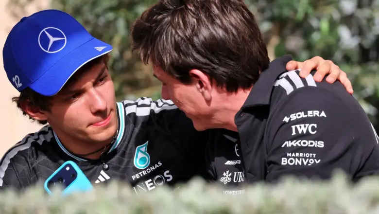 Kimi Antonelli Beruntung Didampingi Toto Wolff di Montreal