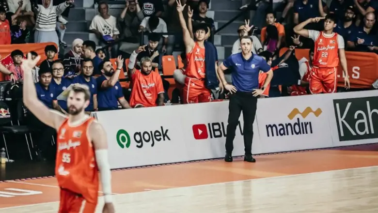 Klasemen Akhir IBL: Pelita Jaya Amankan Puncak Dewa United Gusur Hornbills
