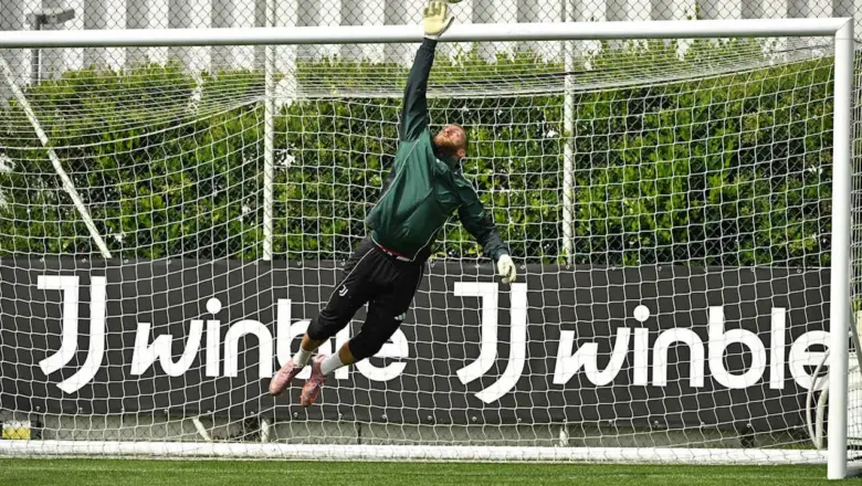 Michele Di Gregorio Bisa Gabung Atalanta Gara-Gara Eks Juventus