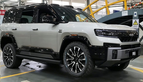 Beredar Foto, Denza B8 Sudah Diangkut Truk, Harga Rp1,4 Miliar?
