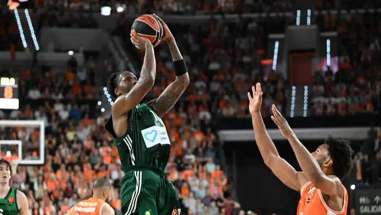 Panathinaikos Sudahi Perlawanan Sengit Valencia di Game 2