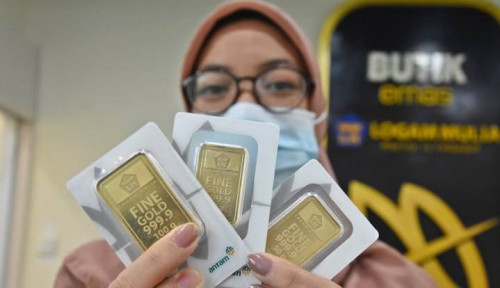 Harga Emas Antam Anjlok Rp30.000, Kini Dijual Rp2.673.000 per Gram