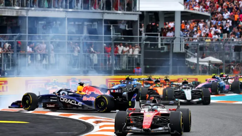 Red Bull Ambil Risiko Usai Spin Kecepatan Tinggi Verstappen