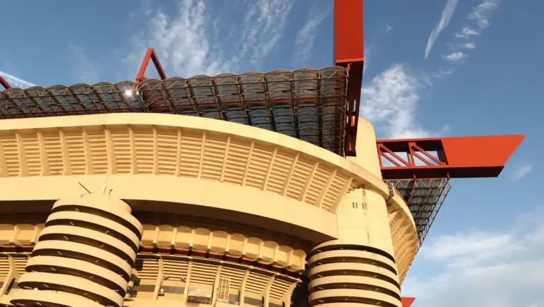 San Siro Hadirkan Pengalaman Skywalk Baru, Saksikan Lapangan dari Ketinggian
