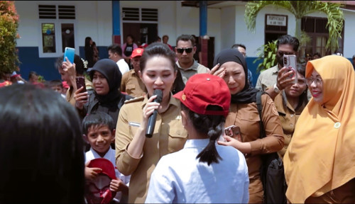 Sherly Tjoanda Kaget Temukan Bocah 10 Tahun Tak Mau Sekolah, Langsung Janji Kirim Tas Baru