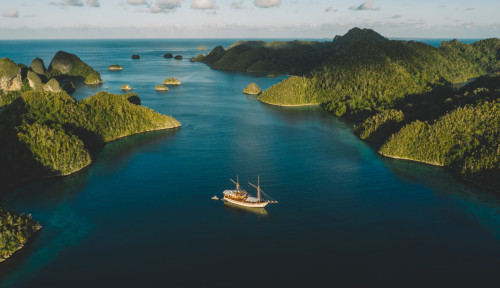 When Tourism and Finance Collide: Indonesia’s Moment to Lead