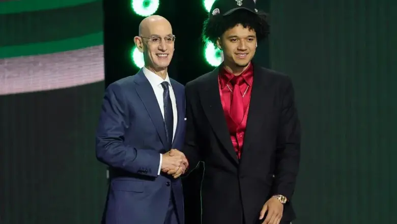Bucks Rekrut Burries dan Ament Pasca Tukar Giannis