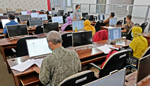 Kemenag Serahkan SK PHK bagi PPPK