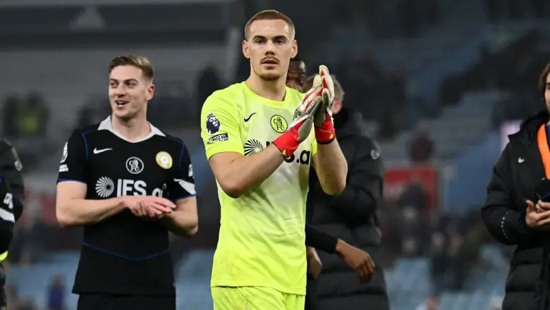 Filip Jorgensen Masuk Radar Leeds United untuk Musim Depan