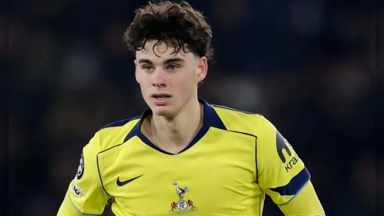 Incar Tiga Gelandang, Tottenham Segera Buat Keputusan Tentang Archie Gray