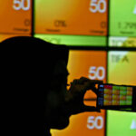 IHSG Menguat di Akhir Pekan, Naik 0,30% ke Level 6.317,44