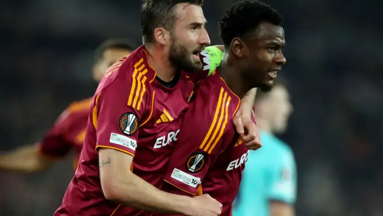 Inter, Tottenham, dan Marseille Bersaing Dapatkan Ndicka