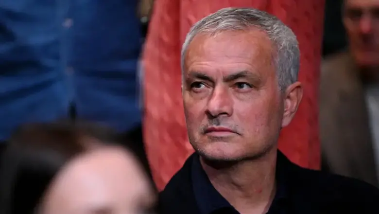 Jose Mourinho Jalani Persiapan Awal Musim dengan Kondisi Kurang Ideal