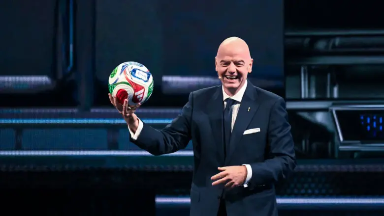 Kritik Gianni Infantino, Legenda Inter Milan Minta Presiden FIFA Malu
