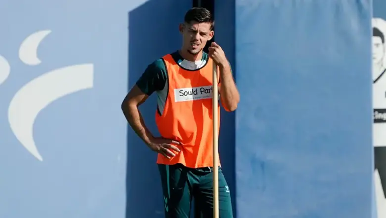 Malaga Konfirmasi Mengumumkan Kepergian Javi Montero