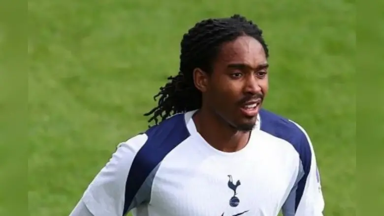 Masa Depan Djed Spence di Spurs Tidak Pasti, Everton Berminat Merekrutnya
