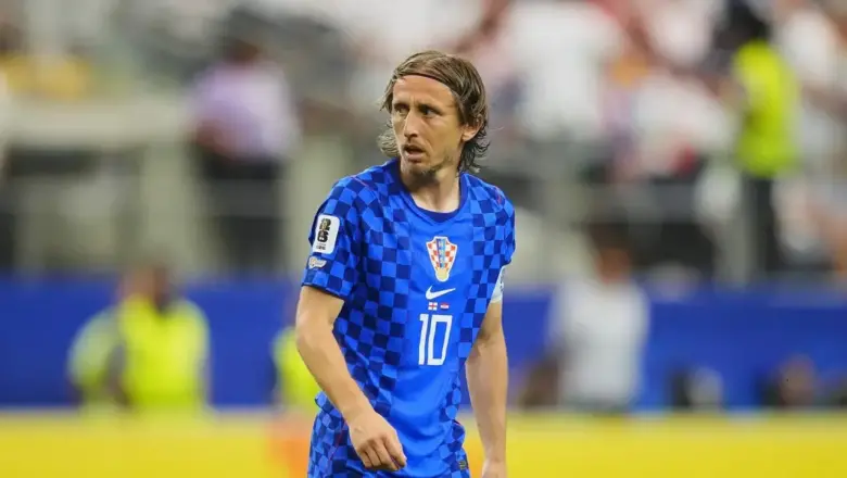 Media Italia: Luka Modric Sulit Bertahan, Rafael Leao Bersiap Hengkang
