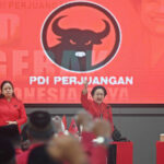 Sebut Kader PDIP Panik Jokowi Masuk PSI, Ade Armando Desak Megawati Keluarkan Perintah Ini