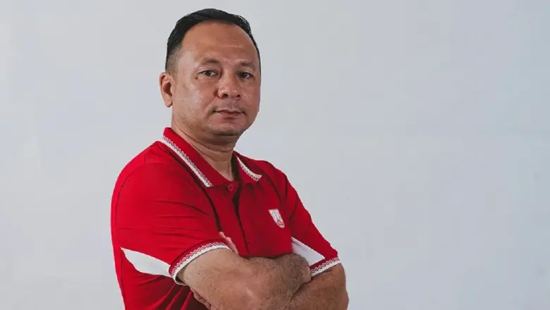 Ricky Nelson Dipercaya Tukangi Persis Solo, Misi Kembali Ke Kasta Tertinggi