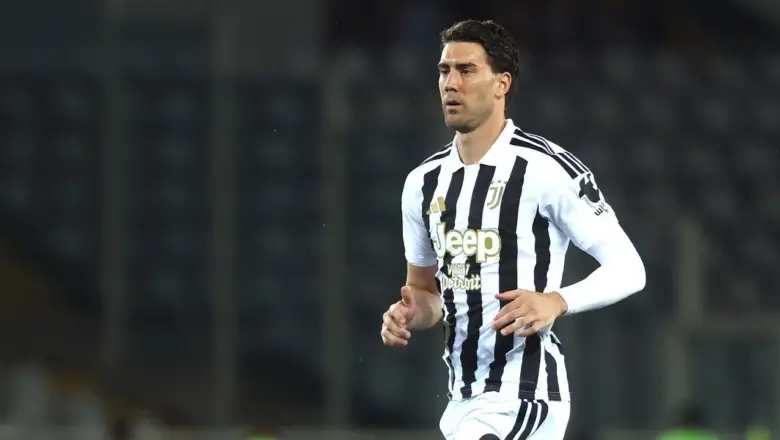 Tottenham dan Chelsea Bersaing Gaet Dusan Vlahovic dari Juventus