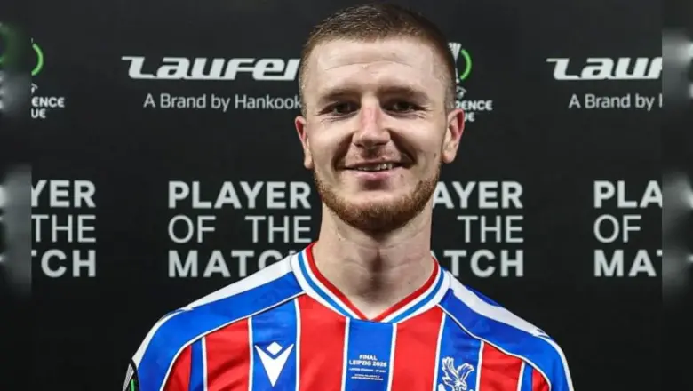 Tottenham memasuki Perburuan Gelandang Bintang Crystal Palace