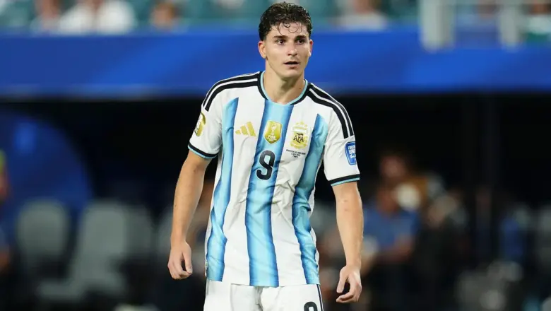 Barcelona Belum Menyerah, Jalur Transfer Julian Alvarez Masih Terbuka