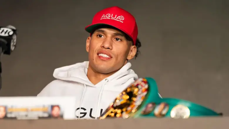 David Benavidez Pilih Jalur Aman Demi Kontrak Baru Bernilai Fantastis